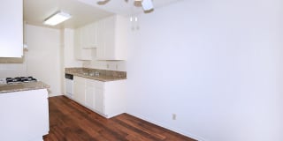 Emerald West Apartments Gallery 13