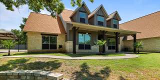 402 N Parkway Drive Gallery 1
