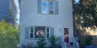 AVAILABLE April! - 4 Bed, 2 Bath Bright  Spacious Home Gallery 1