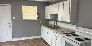 701 W Lakeside Drive Gallery 3