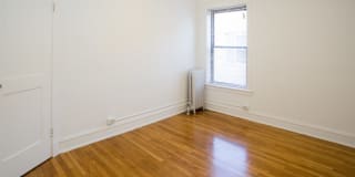 5339-5345 S. Woodlawn Avenue Gallery 5