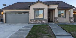 4 BEDROOM 2 BATH HOUSE IN SOUTHWEST CUL-DE-SAC Gallery 1