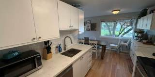 2 Bedroom 2 Bathroom + Parking and Storage! Gallery 9