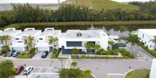 10366 NW 68th Ter Gallery 51