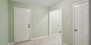 753 Prince Place Gallery 33