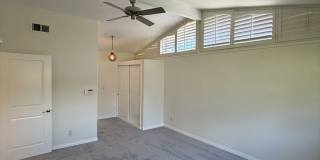 Beautiful One Level, 3 Bedroom, 3 Bathroom Tarzana Pool Home for Lease! Gallery 26