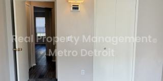 COZY CONDO LIVING Gallery 9