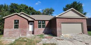 Great home  in Centerton Gallery 1