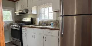 3 Bedroom 3 Bathroom near downtown Athens - 1 bedroom available Gallery 3