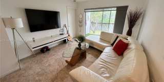 2236 N Cypress Bend Dr Gallery 1