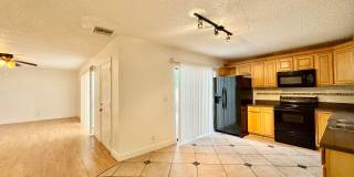 2636 10th Ct Gallery 8