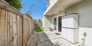 2524 Elden Avenue Gallery 21