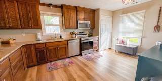 Coming Soon! 3 Bedroom 2 Bathroom-Dogs okay! Gallery 4