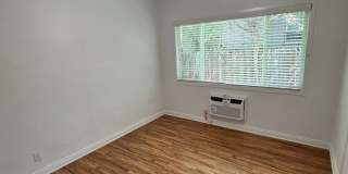 1685-1697 Summit St. / 109-137 E. Penn St. Gallery 13