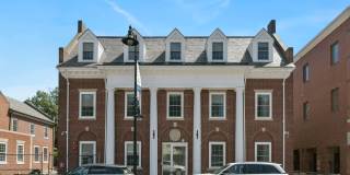 410 Washington St Gallery 1