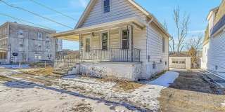 1030 Meadow Ave Gallery 1