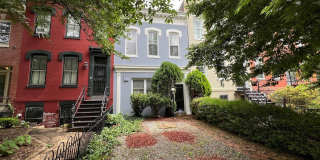 333 MARYLAND Avenue NE 333 MARYLAND Avenue NE Gallery 1