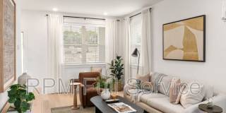 700 N Dupont Avenue Gallery 18