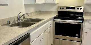788 Pinetree Cir Apt 13 Gallery 10