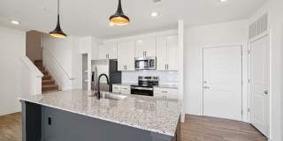 Colina Hillside Gallery 83