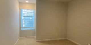 Room in 4 Bedroom Home at Statesville Ave Gallery 24