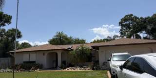 145 SE Fallon Drive Gallery 1