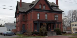 Skidmore Apartments Gallery 39