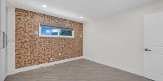 1001 NW 4th Ct Gallery 37