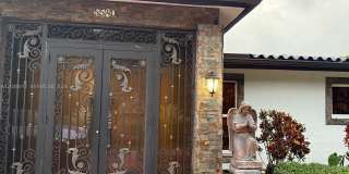 5540 SW 63rd Ct Gallery 1