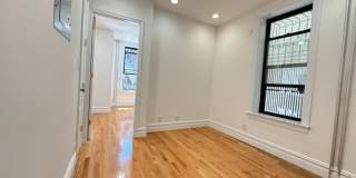 493 Seventh Avenue Gallery 4
