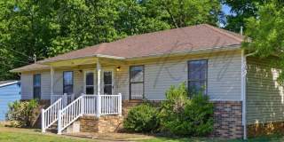 SPRING SPECIAL: 1/2 OFF FIRST MONTHS RENT - Two Bedroom Ranch Duplex in Columbia! Gallery 2