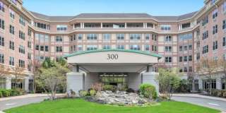 300 E Overlook Gallery 10