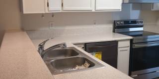 3bed 2.5 bath Silverdale Rejuvinated Townhouse Gallery 13