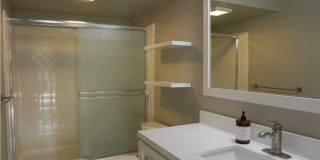 320 12th Street Gallery 14