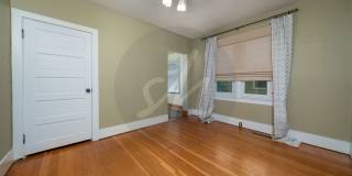 Craftsman Bungalow In Patty Jewett Neighborhood Gallery 12