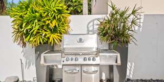 1504 Ne 6th St Gallery 17