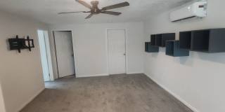 Split floor plan- 4 Bed, 2 Bath Home For Rent Gallery 4