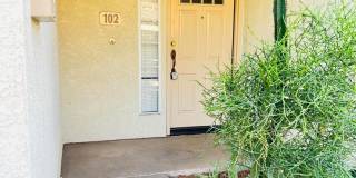 Beautiful 2 Bedroom, 2.5 Bath Townhome in Desirable Shadow Ridge Community! Gallery 1