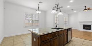 AVAILABLE: 2008 Construction 4 bed / 4 bath Home - Top of the line finishes, 2 car garage Gallery 18