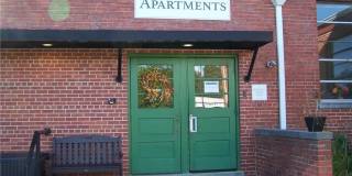 680 Oak Street Gallery 1