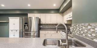 Beautiful Townhouse In Naperville Gallery 9