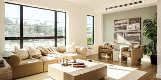 2822 1/2 Avenel St Gallery 3