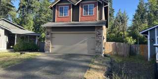 Beautiful Spanaway Home in Quiet Neighborhood Gallery 3