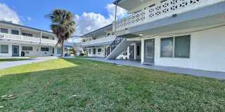 1251 W River Drive Gallery 1