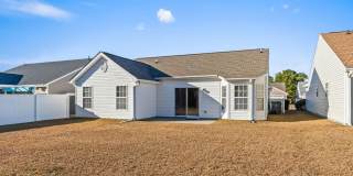Beautiful 3-Bedroom Home in a Highly Desirable Community Beautiful 3-Bedroom Home in a Highly Desirable Community Gallery 25
