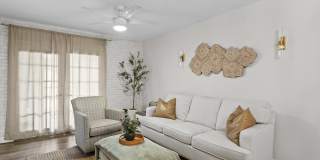 4506 South Oak Drive Gallery 4
