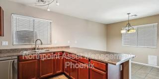 Coming Soon! 4 BR/2.5BA | Newly Renovated Single Family Home | 1-Car Garage Parking | Landscape backyard! Gallery 7