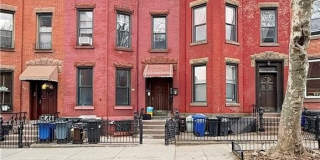 249 11th Street Gallery 16