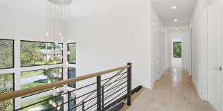1513 OAKVIEW Drive Gallery 58