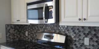 Fully Furnished TWO BEDROOM/ TWO BATHROOM WITH STUDY- Gallery 9